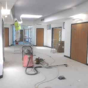 Curatenie dupa renovare